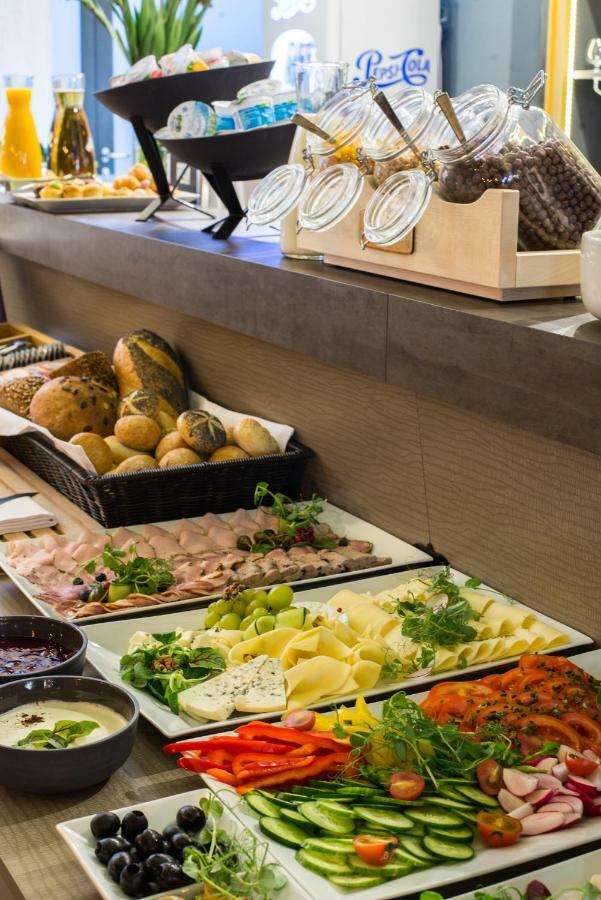 Hotel Perfect 克拉科夫 外观 照片
